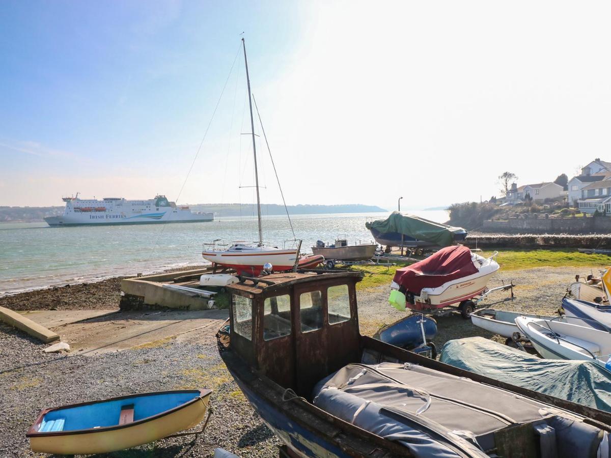 Vila Oakdene Milford Haven Exteriér fotografie
