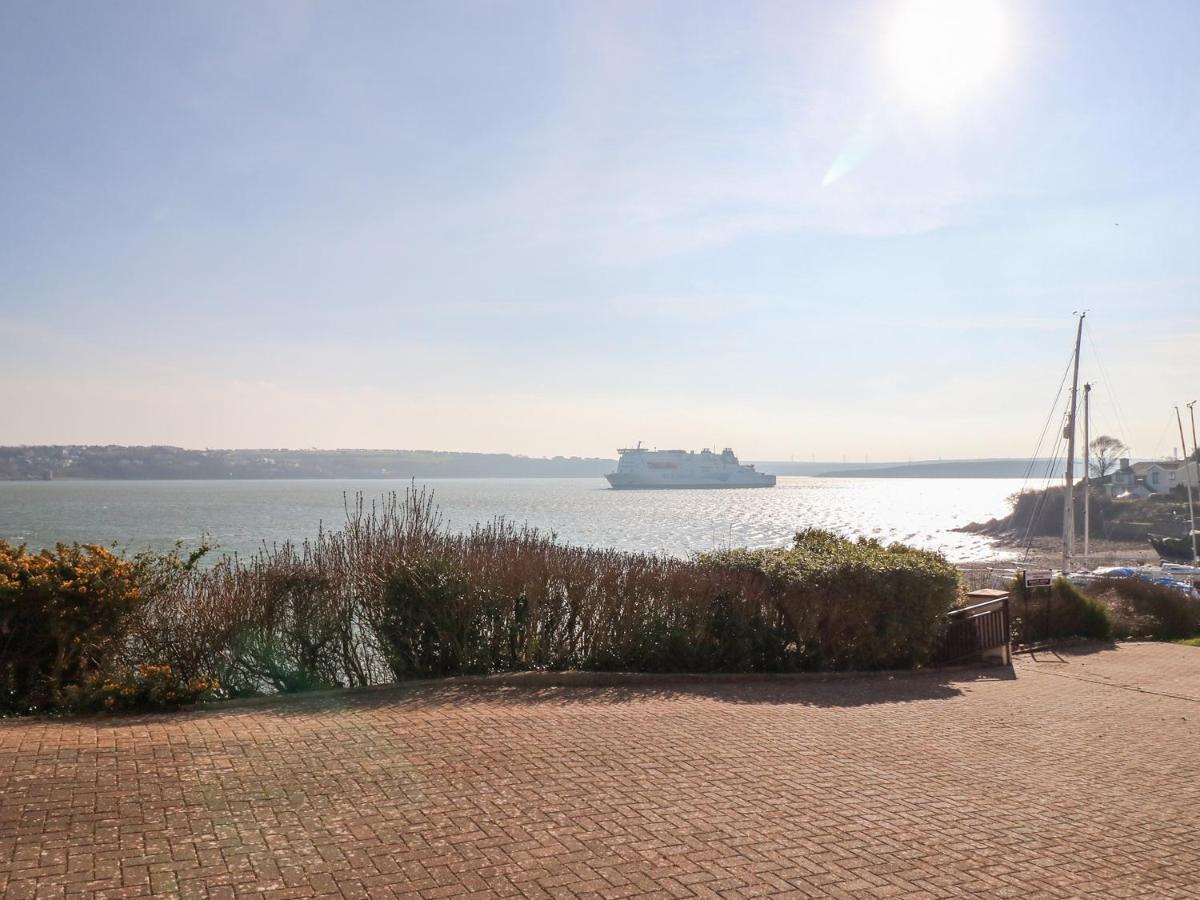 Vila Oakdene Milford Haven Exteriér fotografie